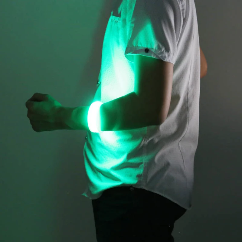 ナイトランニング用LEDライトアームバンド、クリスマススポーツ安全ベルト、アーム警告リストバンド、屋外サイクリング、自転車、ホット、2023