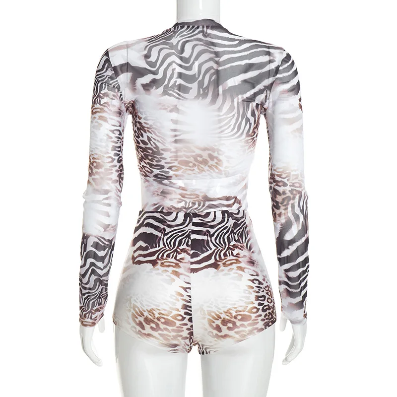 Damen Zweiteiliges Outfit: Mesh-Oberteil mit Langen Ärmeln + Hochgeschnittene Shorts mit Gemischtem Leoparden- und Zebramuster, Transparentes Nachtclub-Outfit – Detail 6