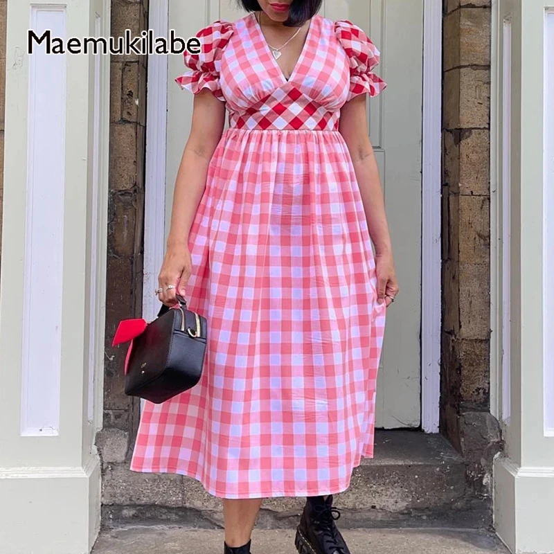 Maemukilabe Vintage Plaid V Neck Long Dress Women French Style Kawaii Puff Sleeve A-line Maxi Dress Retro Cottage Y2K Streetwear