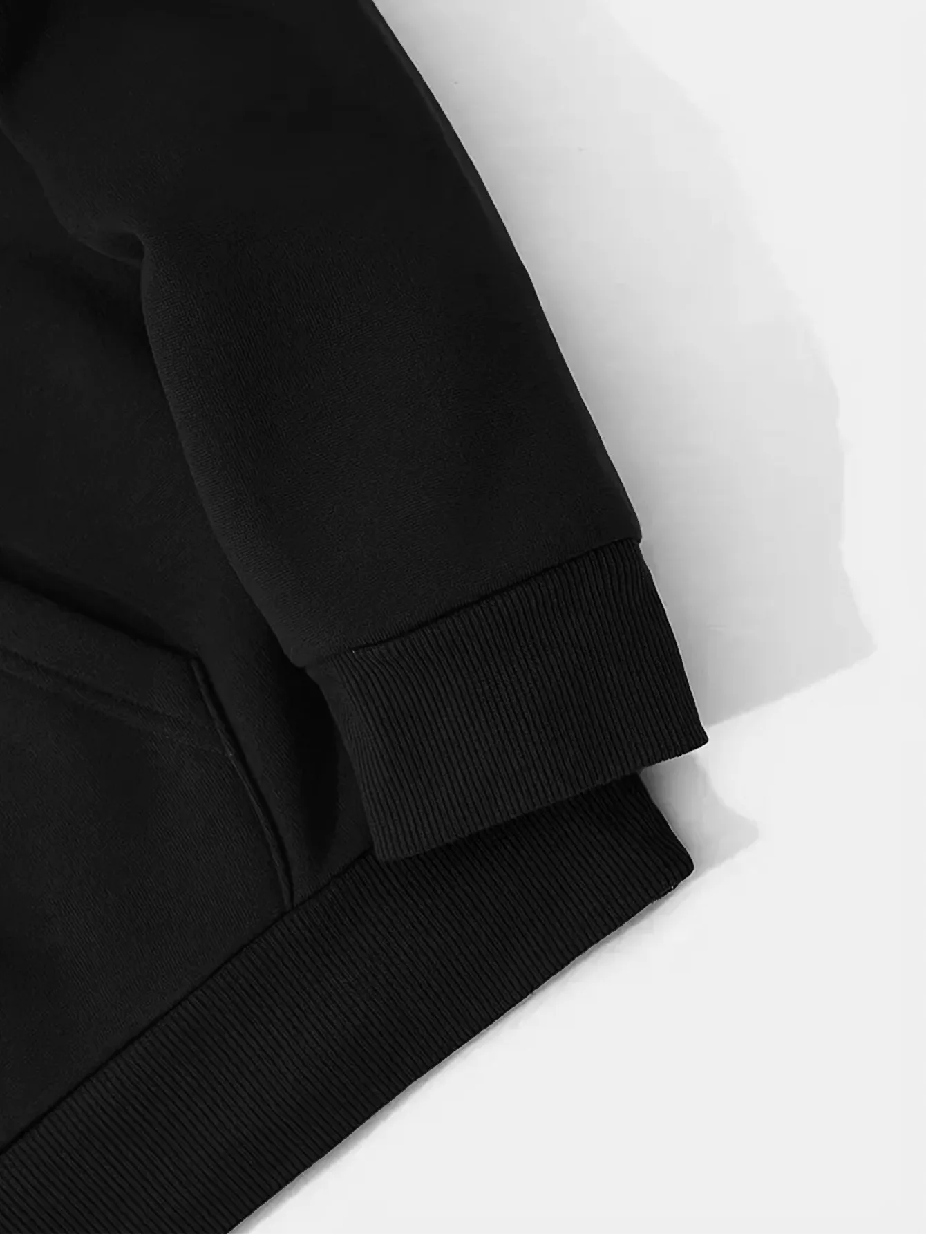 قطعة واحدة من هوديي كاجوال للرجال بنمط هندسي - قماش بوليستر منسوج مع امتداد طفيف وياقة بغطاء للرأس