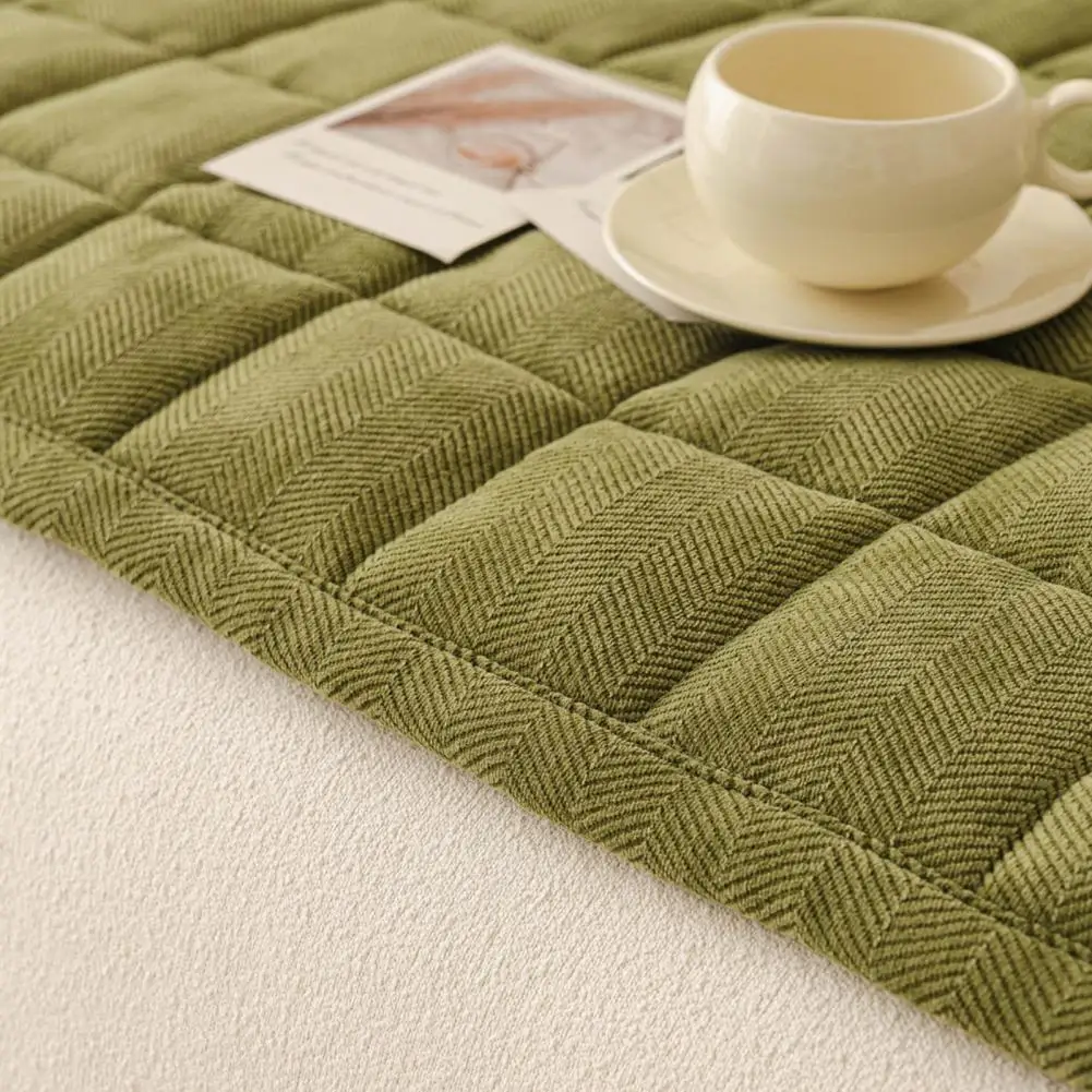 Fashionable Furniture Protector Plaid Texture Couch Cover Non-slip Quilted Dog Couch Cover Washable Sofa Protector for Sofas