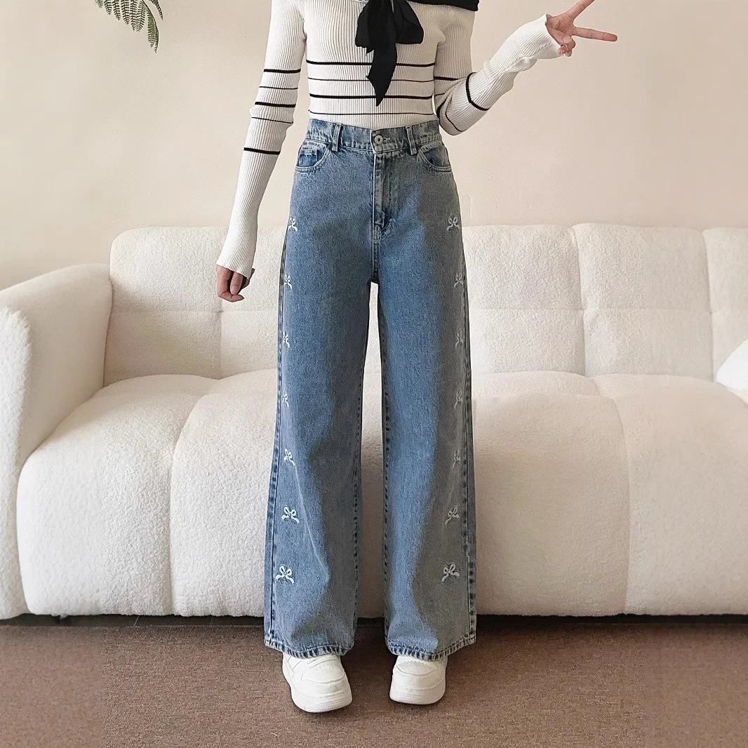 

Ladies' Spring and Autumn New Butterfly Embroidered High Waist Straight Pants 2025
