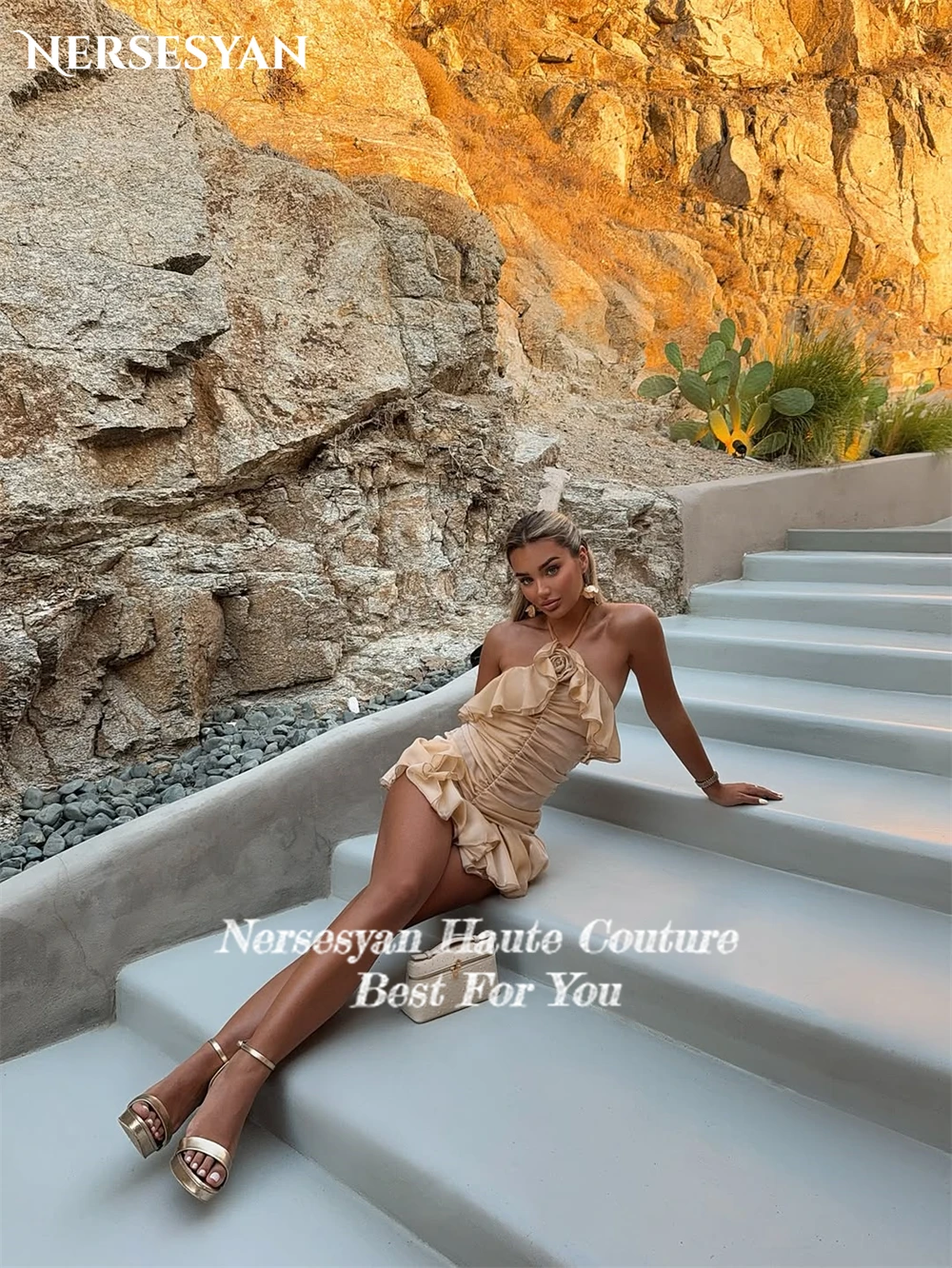 Nersesyan Sexy Champagne robes de bal licou 3D fleurs hors épaule Mini robe d'invité retour robes de fête d'anniversaire personnalisé