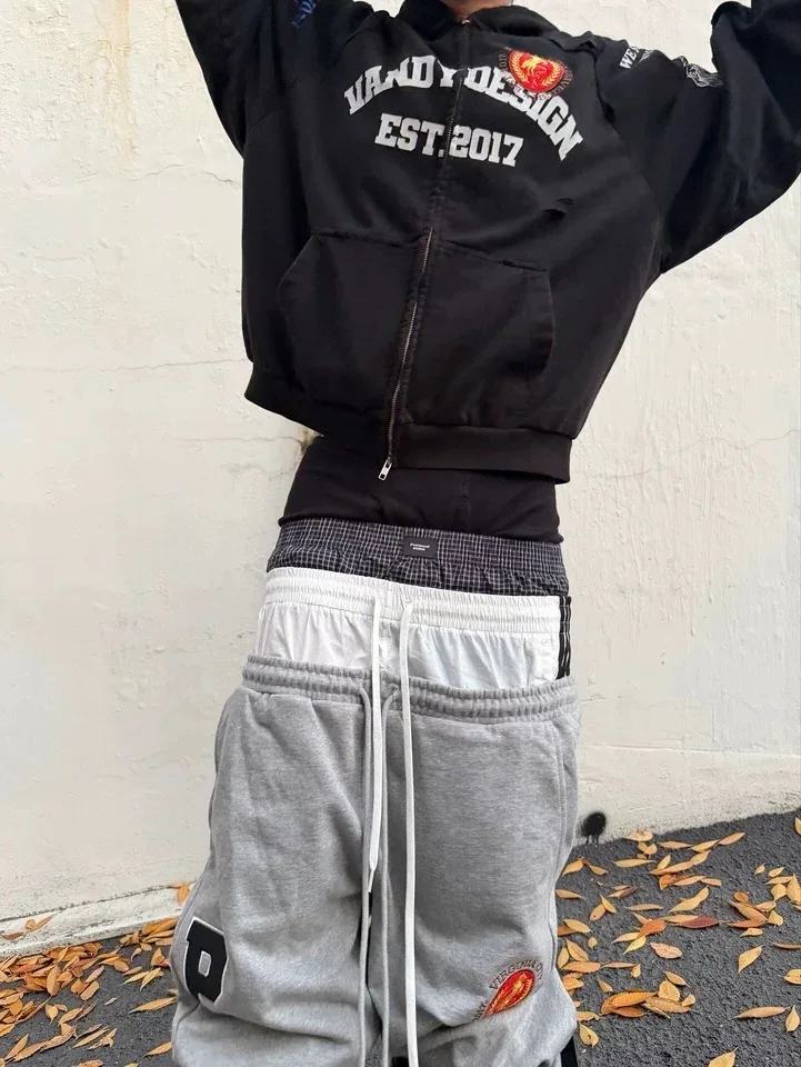 26FW Co-branded Warhorse Badge Embroidered Women Men Sweatpants Trousers Hiphop Streetwear Three-ribbed Casual pants