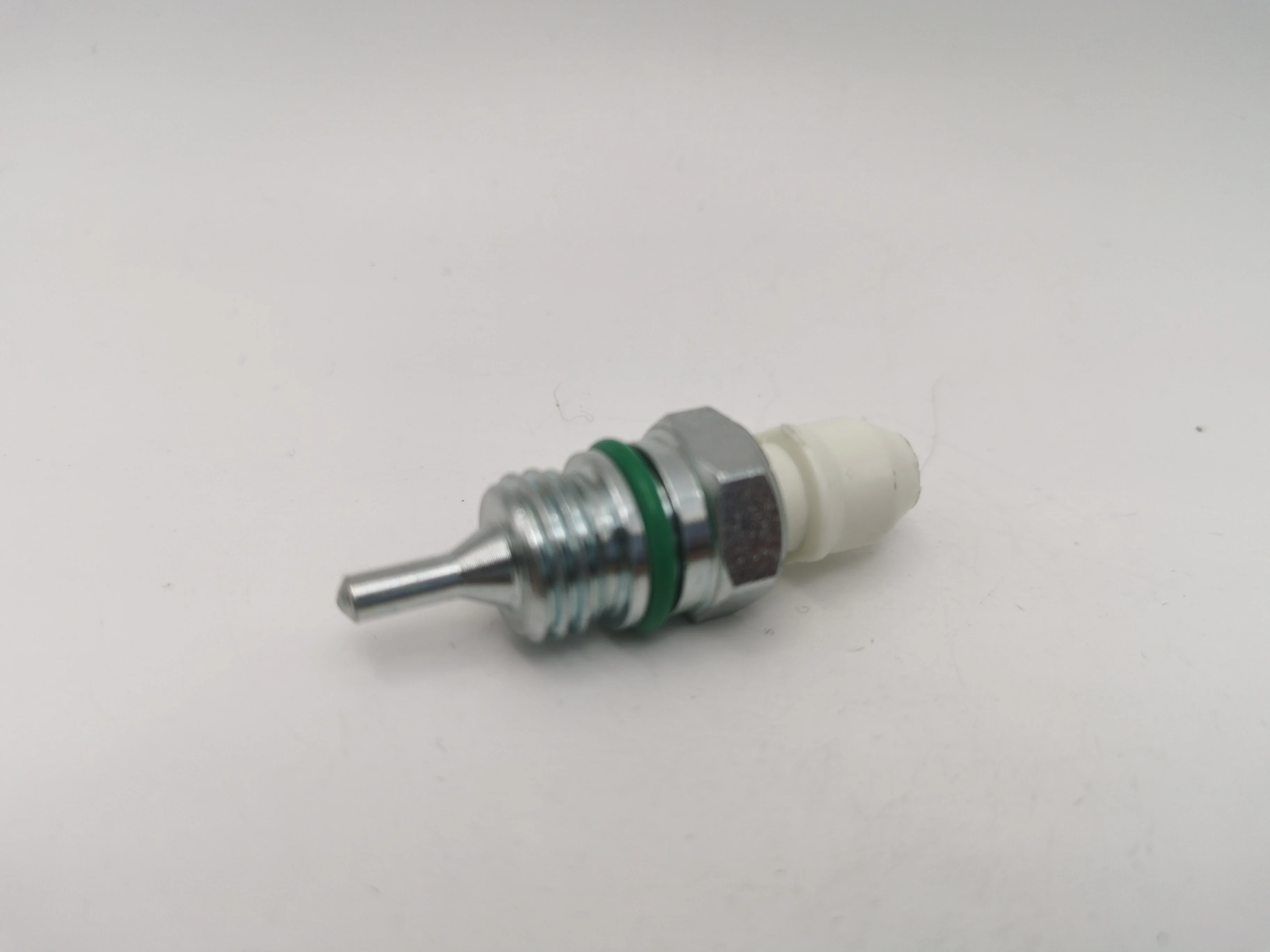 Refrigerant Thermistor - Navistar 3622764C2, Truck Air 11-0834, MEI 1400