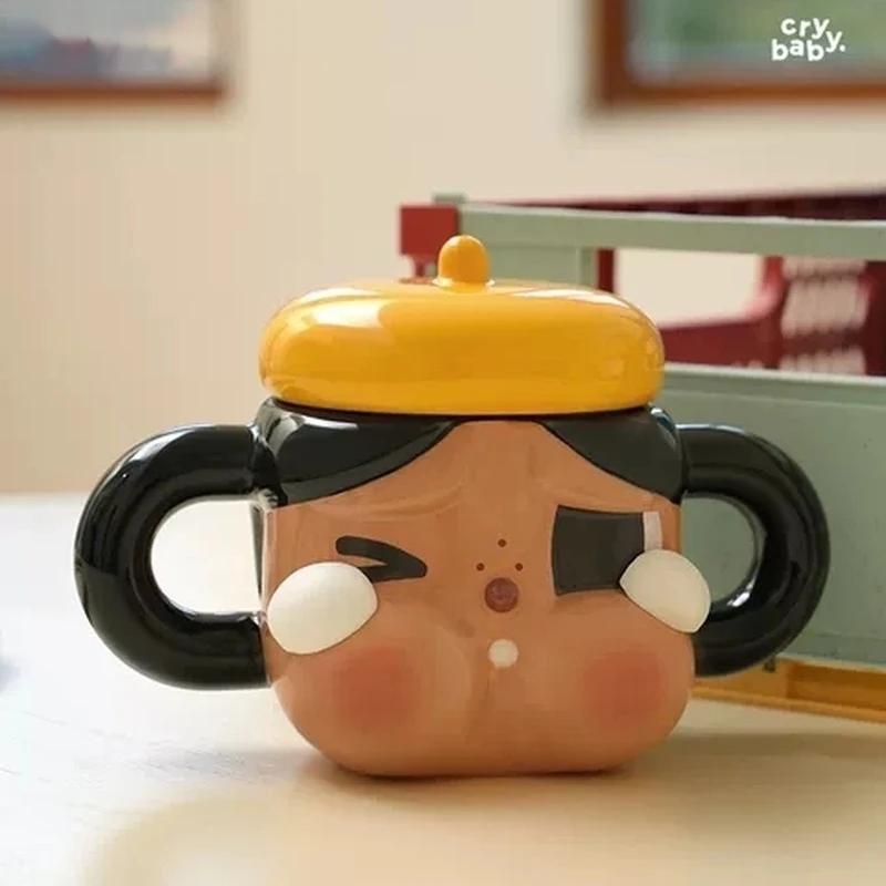 Tasse en céramique couverte de la série Crybaby Sad Club, tasse de maquillage créative, ornements de figurine d'anime mignon, cadeau de collection, jouet d'anniversaire