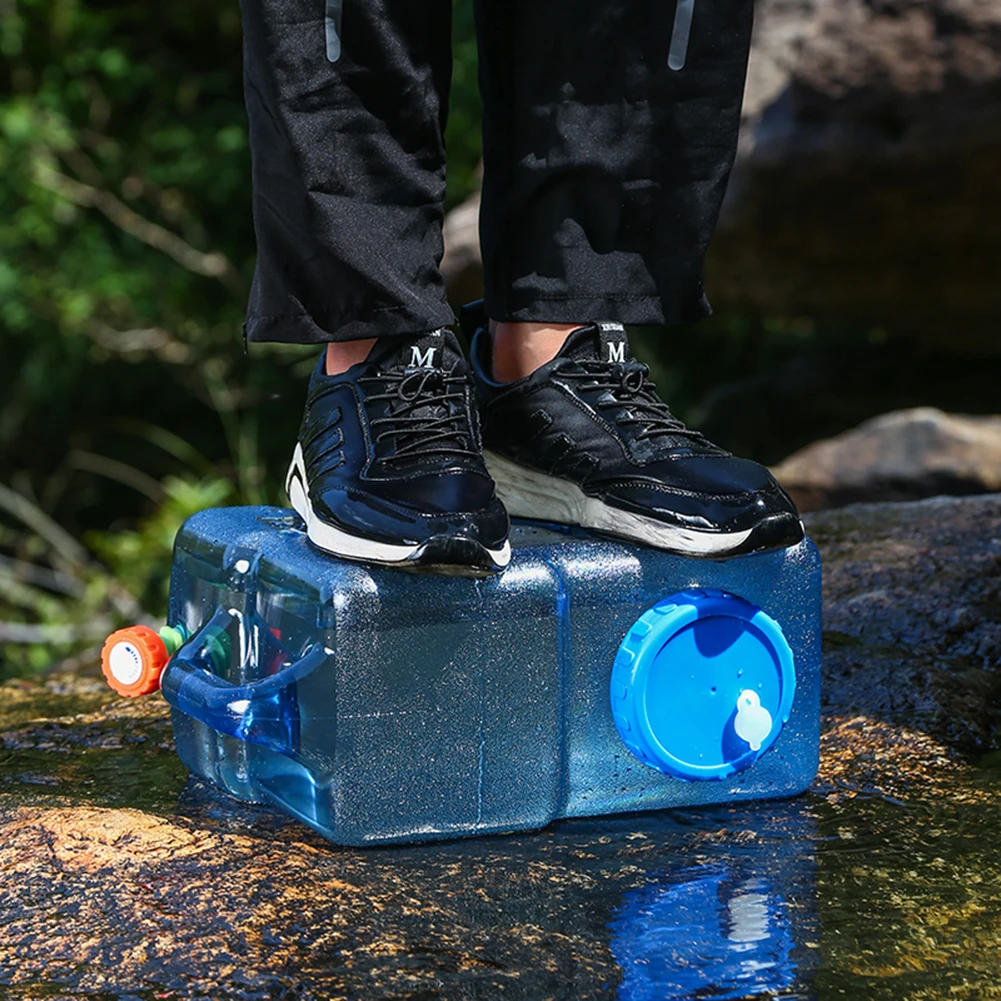 

12L Capacity Outdoor Water Bucket Portable Water Tank Container with Faucet