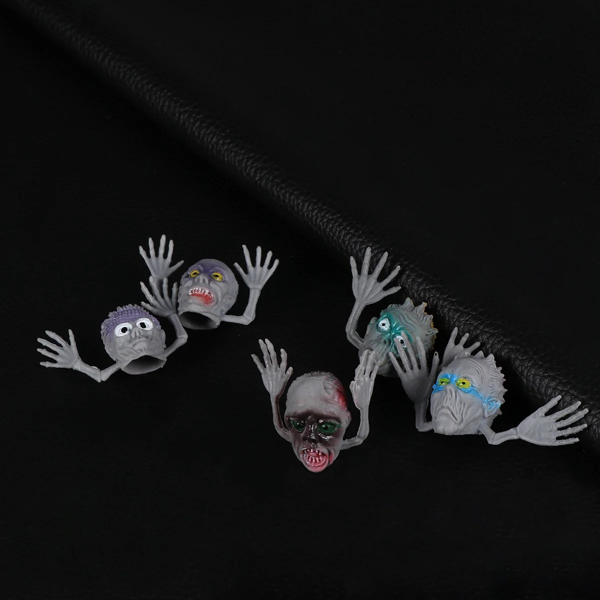 10 stuks kinderen vingerspeelgoed marionet poppen spookhoofd zombie cartoon halloween kind