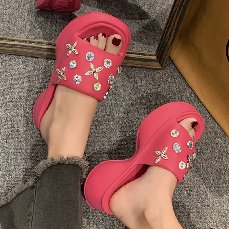 Women Summer Slippers EVA Clogs Sandals Shine Decoration Garden Shoes Non-Slip Slides Thick Bottom Casual Shoes For Female 35-40