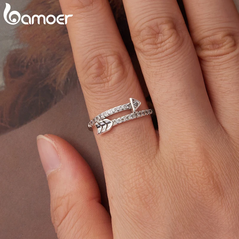 BAMOER 925 فضة السهم الإبهام خواتم للنساء، تشيكوسلوفاكيا مقلد الماس تكويم حلقة الخلود العصابات SCR1143