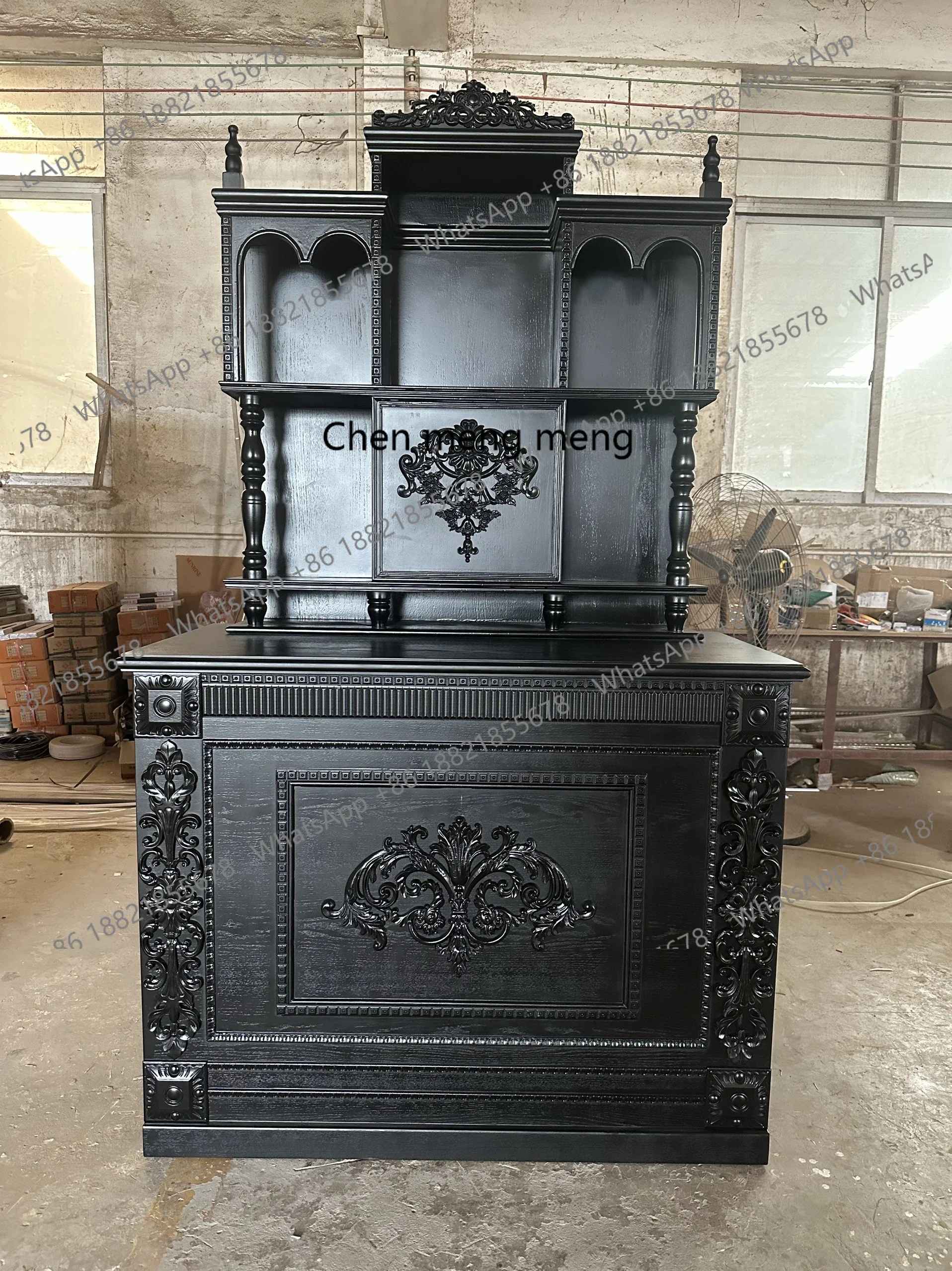 

Display Cabinet European Retro Style Antique Jewelry Ceramic Jade Display Cabinet for Photography