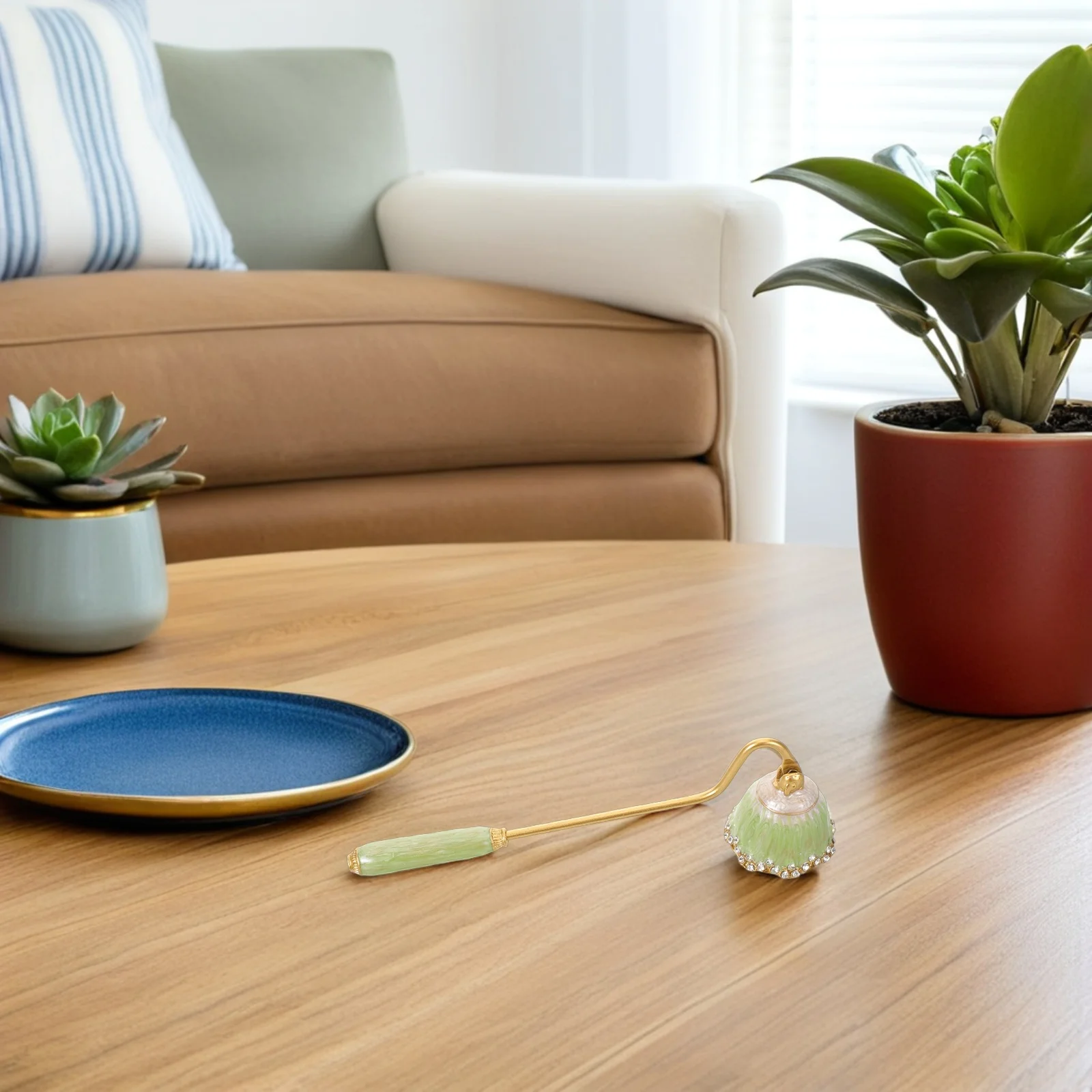 

Vintage Snuffer Long Handle Metal Wick Extinguisher Decorative Flame Tool For Tea Light Taper Oil Use