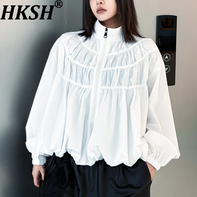 

HKSH весенне-осенняя новая женская куртка с воротником-стойкой на молнии, плиссированная однотонная универсальная элегантная стильная повседневная куртка HK16106