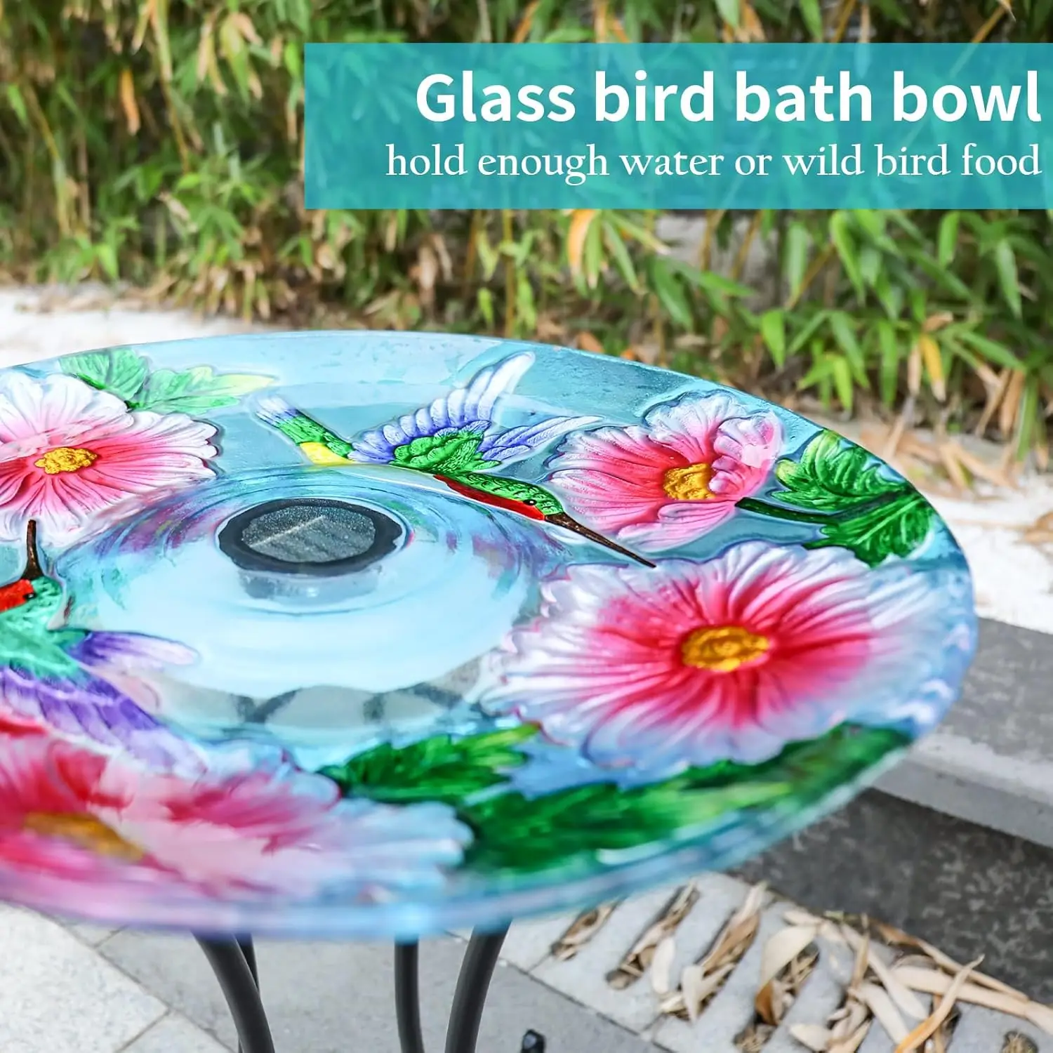 حمام الطيور الزجاجي الذي يعمل بالطاقة الشمسية مع أضواء LED وحامل معدني لديكور الحديقة، يجذب الطيور الطنانة