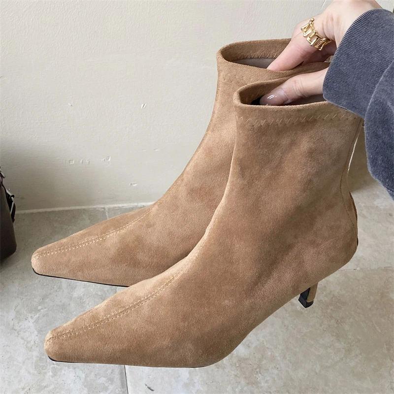 Eilyken موضة الشرير أشار تو المرأة حذاء من الجلد كعب رقيق سستة أحذية الخريف الشتاء أنيقة تشيلسي الجوارب القصيرة