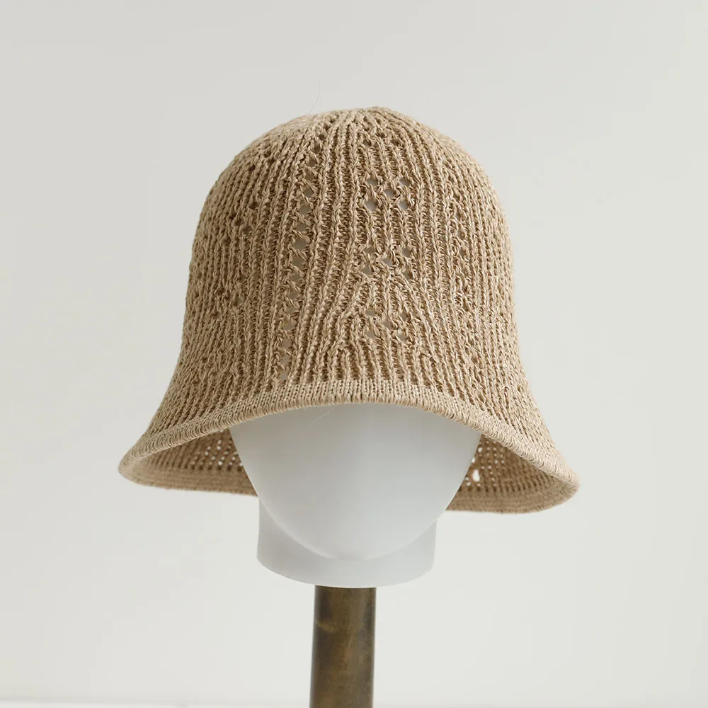 Neuer Sonnenhut mit breiter Krempe, Sommerhüte für Damen, Strand-Panama-Strohhut, gewebter Bucket Hat, ausgehöhlter Damenhut, gestrickter Damenhut