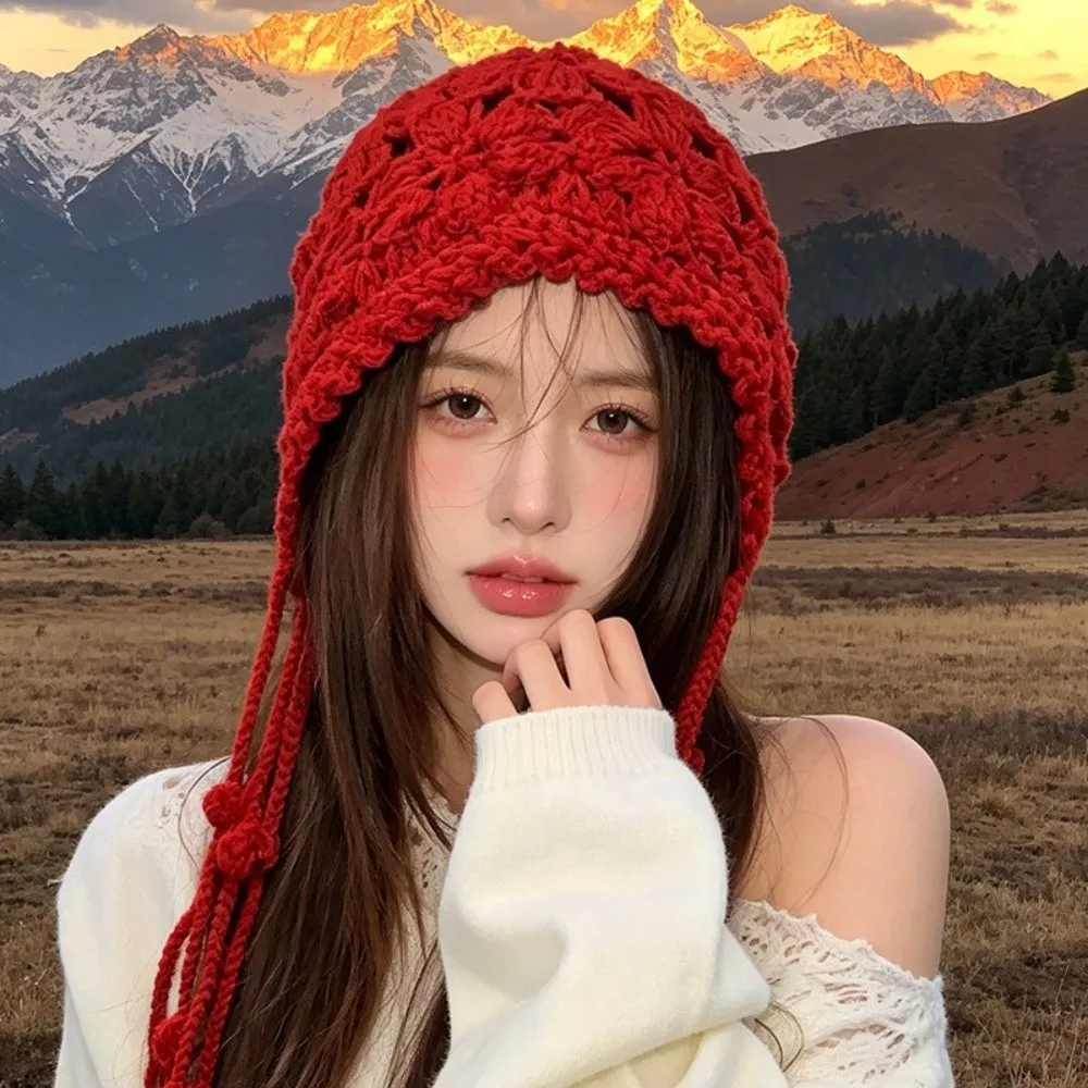 New Flower Knitted Crochet Hat Hollowed Out Ear Protector Mesh Pullover Hat with Tassels Braided Turban Hat Women