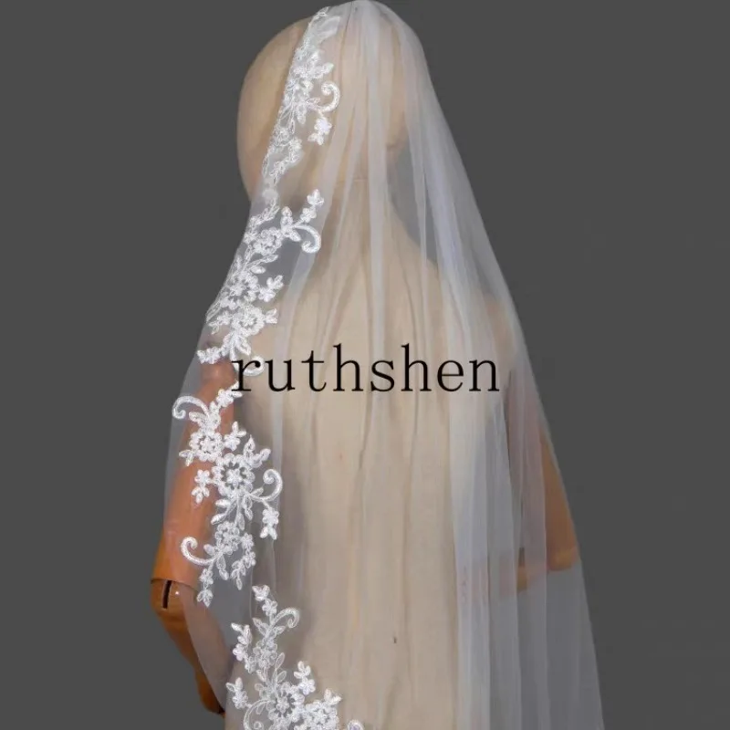 女性のショートワンレイヤーブライダルベールレースアップリケエッジウェディングベールコーム付き新しいブライダルアクセサリーカスタマイズ