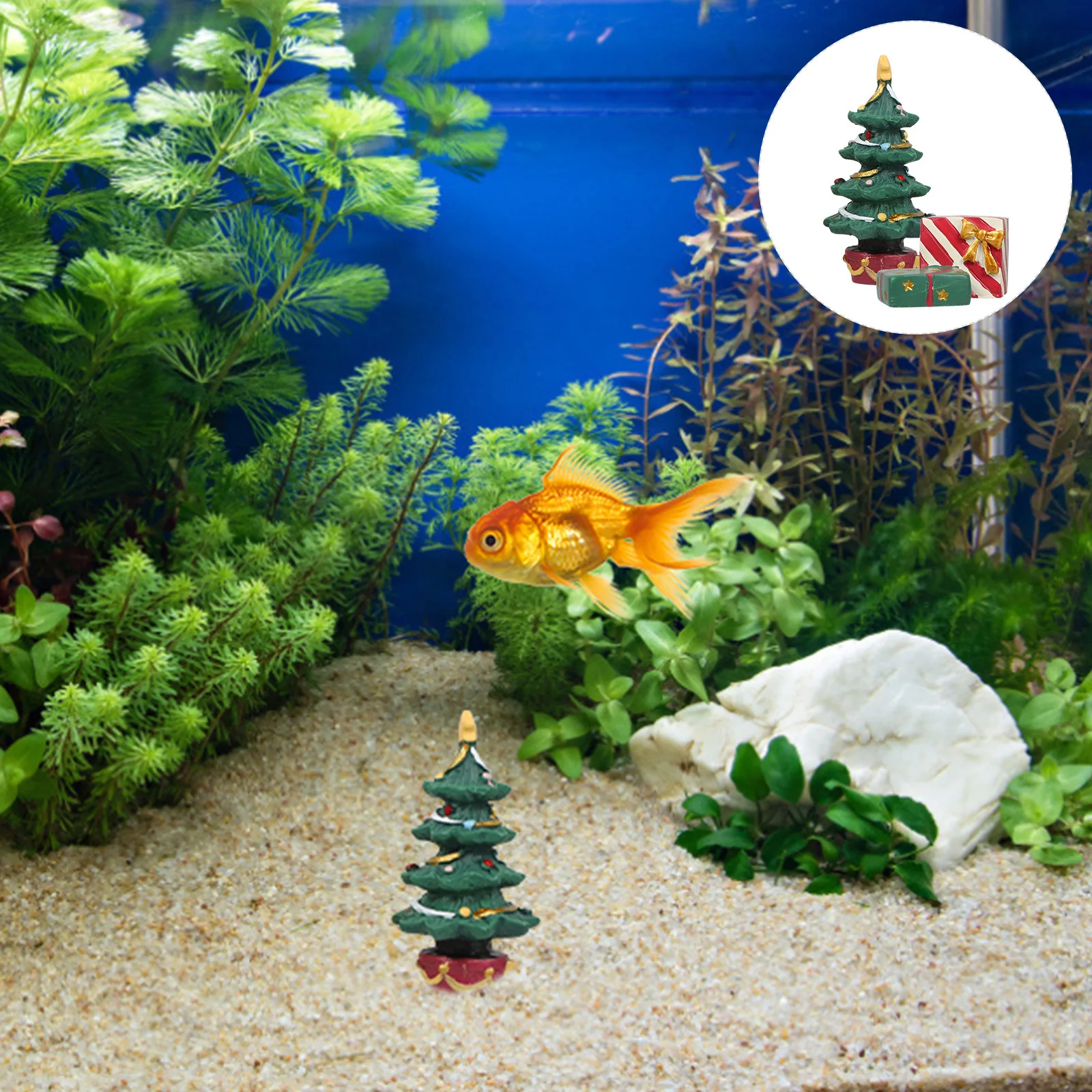

1Set Resin Mini Christmas Tree Aquarium Decoration Xmas Fish Tank Landscaping Decor Gift Box Xmas Aquarium Ornament