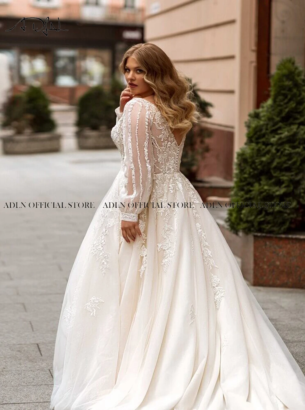 Gorgeous A-line Plus Size Wedding Dresses Customized Long Sleeve Bridal Gown Sweep Train Oversize Bride Dress Robe de Mariee