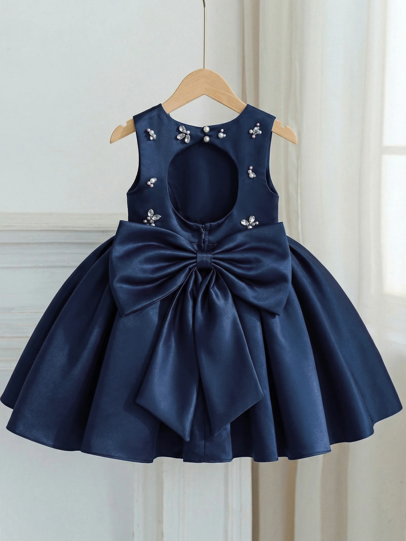 Elegant Party Formal Dress, Decorated with Gemstones, Satin Fabric with Big Bowknot, Princess Dress for Girls, Banquet, Birthday view 5
