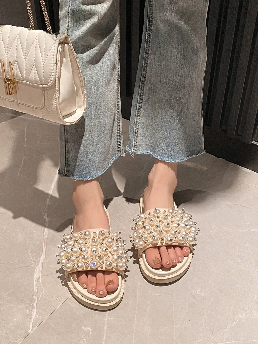 

Корейские тапочки на каблуке с жемчугом Embellied Thi, женская летняя уличная одежда Dreng Sunny, однотонные сандалии на плоской подошве