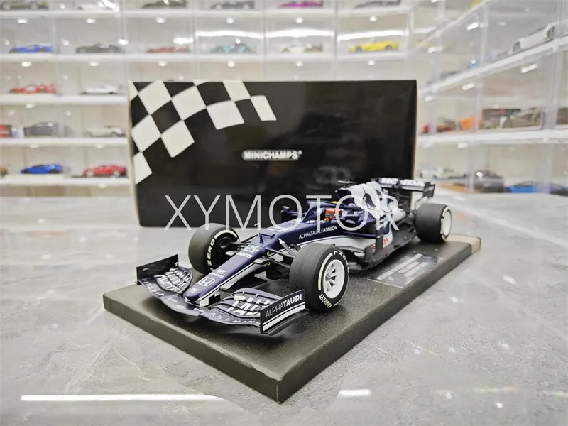 MINICHAMPS 1:18 ALPHATAURI HONDA AT2 Yuki Tsunoda Baku Station 2021 Coche en Miniatura