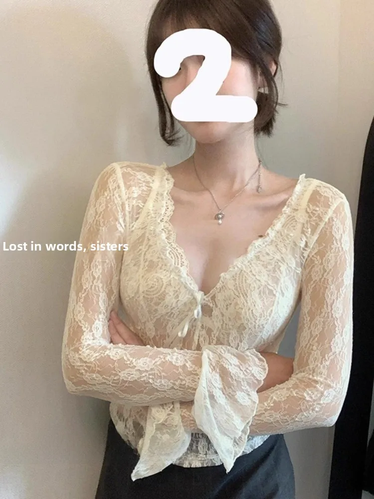 Sexy Pure Desire Lace See-tough Sun Protection irt Women Early Spring New Sle INS Spicy Girl Layered Underwear V-ne L...