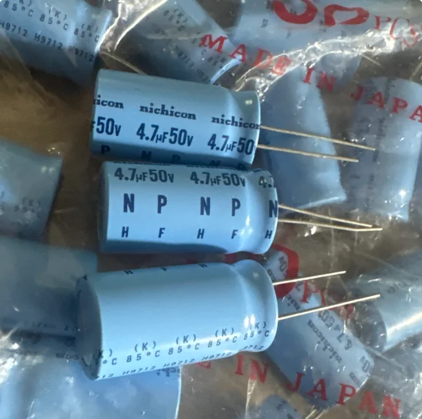 

20pcs/lot Original Japanese Nichicon 50V 4.7UF NP series 16x30mm 85C non-polar Audio electrolytic capacitor free shipping