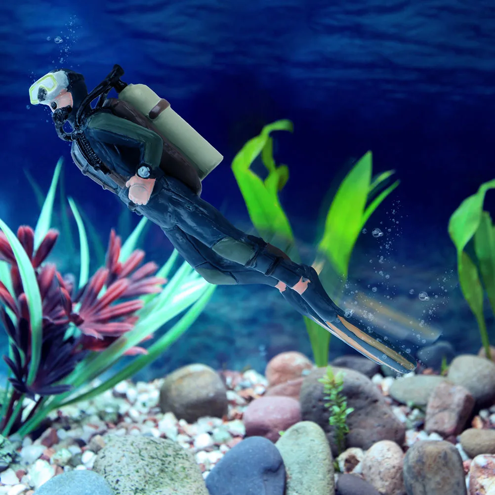 

Diver Ornaments for Aquarium Fish Tank Decorations Plastic Figurine Safe Non Toxic Corrosion Resistant Landscape