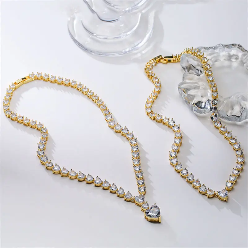 

HECHENG,Heart Pendant Necklace for Women ,Zircon Chain Chocker, Female Jewlery Brass 18K gold Plated Wholesale