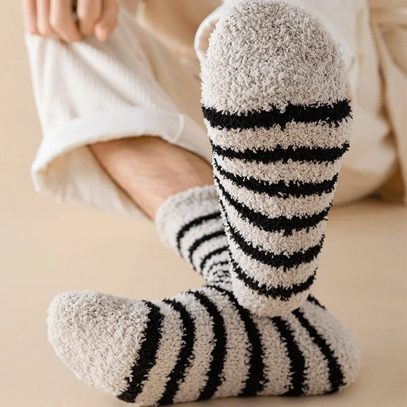 5 Pairs Thick Mens Thermal Socks Winter Warm Striped Coral Fleece Fluffy Solid Color Sleep Male Bed Socks Calcetines Hot Sell