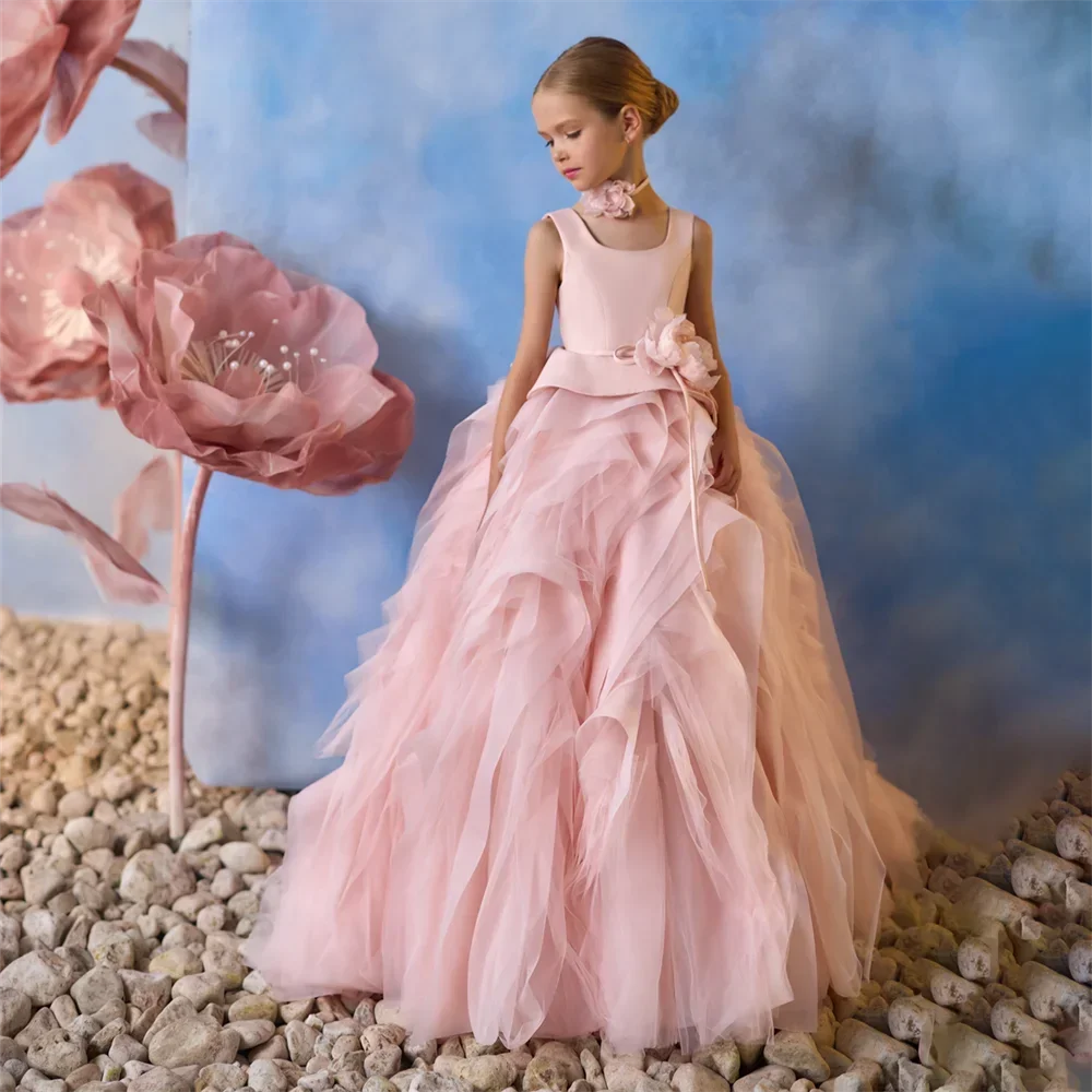 

Flower Pleat Square Neck Sleeveless Communion Dress For Girl Floor Length Luxury Summer Sweep Train Wedding Party Gown New 2024