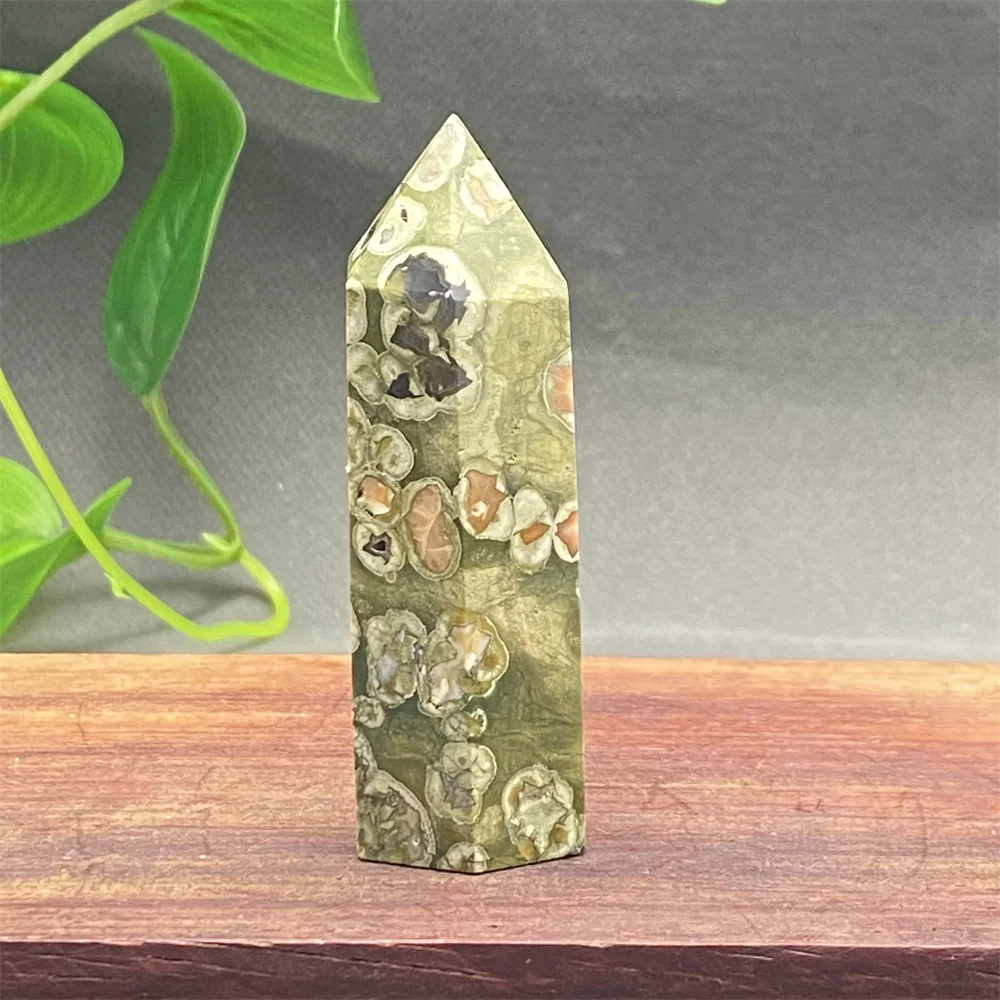 

Natural Mineral Bird Retro Crystal Tower, Witchcraft Sacrifice Feng Shui Ornaments Home Decoration