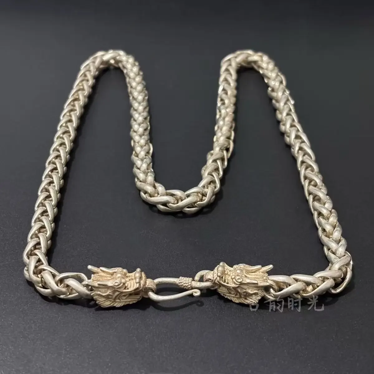 

Exquisite Old Chinese tibet silver handmade Double Dragon head hollow out Necklace