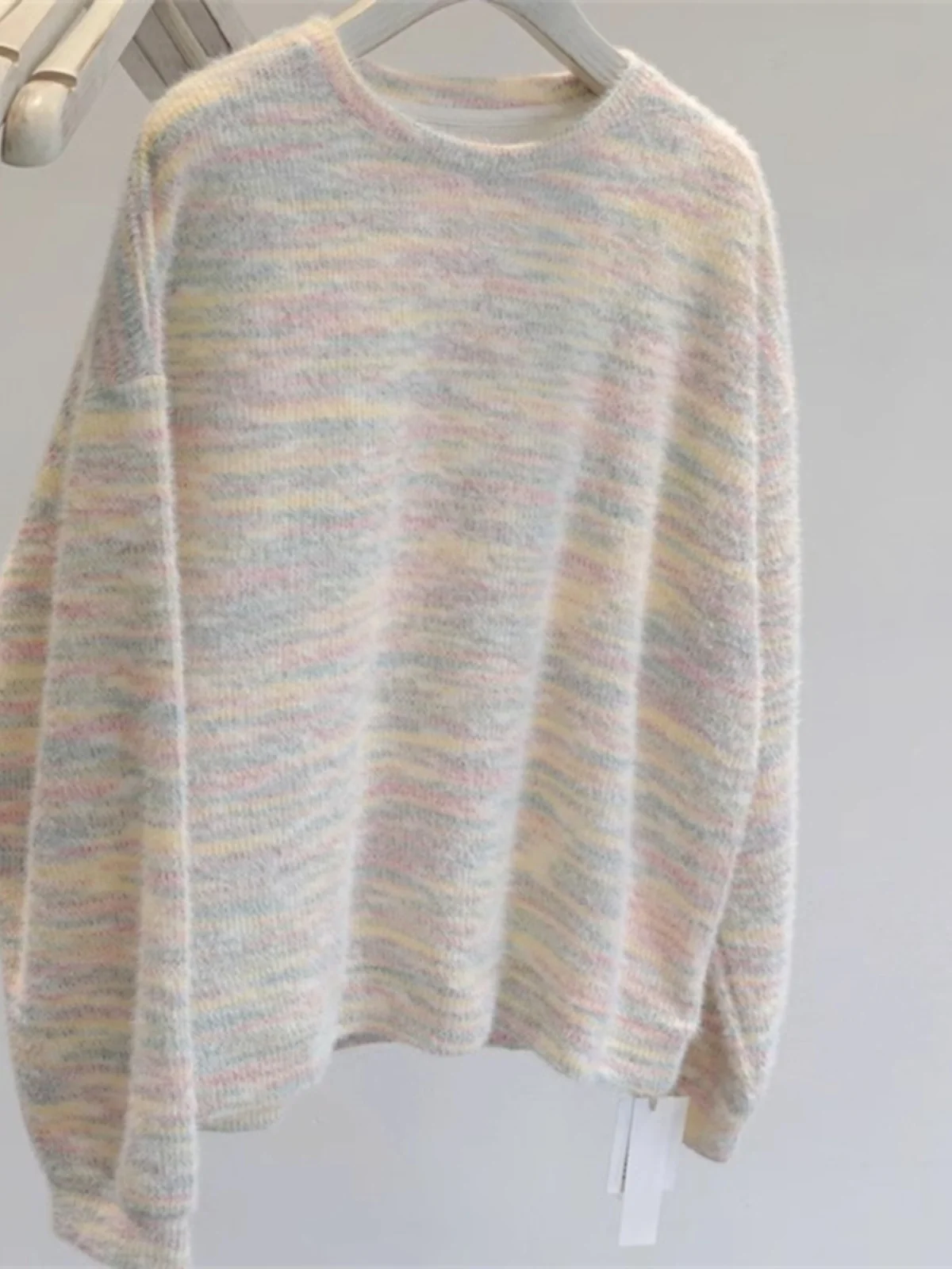 

Женский вязаный свитер с радужными полосками, теплый, универсальный, осенне-зимний, с капюшоном, мягкий, уютный, для повседневной носки