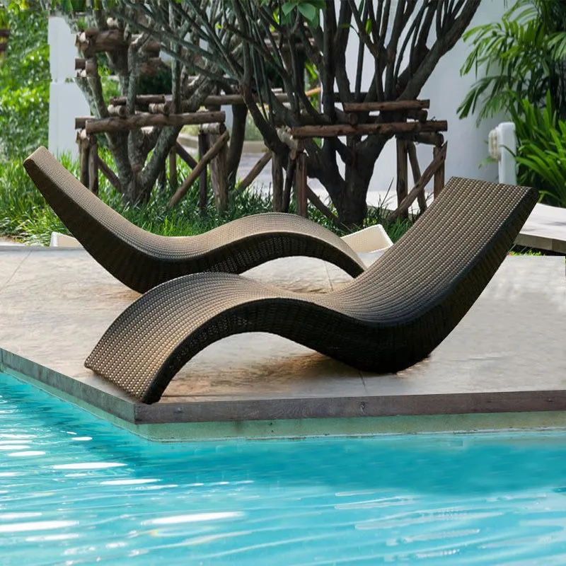 

Outdoor Lounging Balcony Leisure Rattan Chair Outdoor Courtyard Lounger Villa Swimming Pool Lounger Folding Rattan Beach Chair