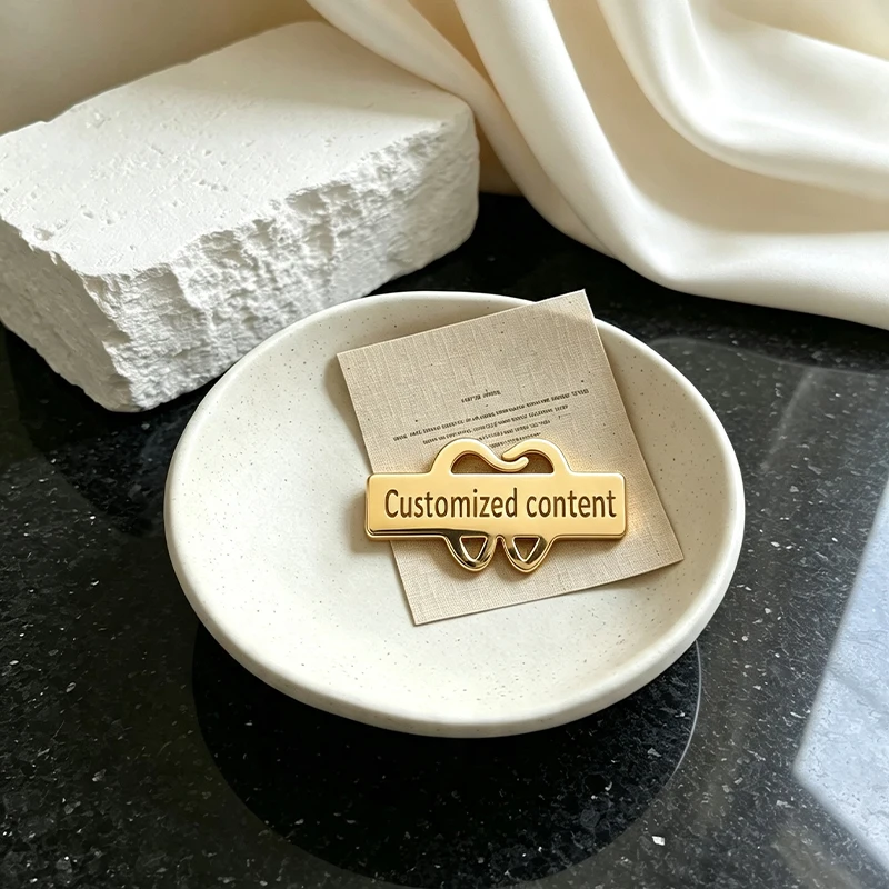Exclusive Tooth frame Metal Brooch Laser Carved Letter Info Glossy Steel Ornament Practical Accessory For Dentistry Daily Outfit
