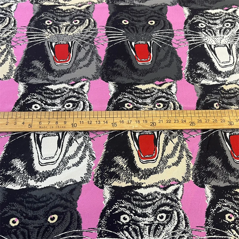 Double Crepe Printed Silk Handmade DIY Sewing Fabric Luxurious Women's Clothing Animal Heads High-end Fashion Silk Fabric