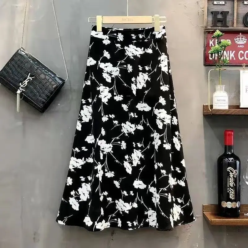 

2024 New Fashion Black Fashion Floral Skirt Skirt Women's Mid-length A- line Skirt Chiffon Skirt