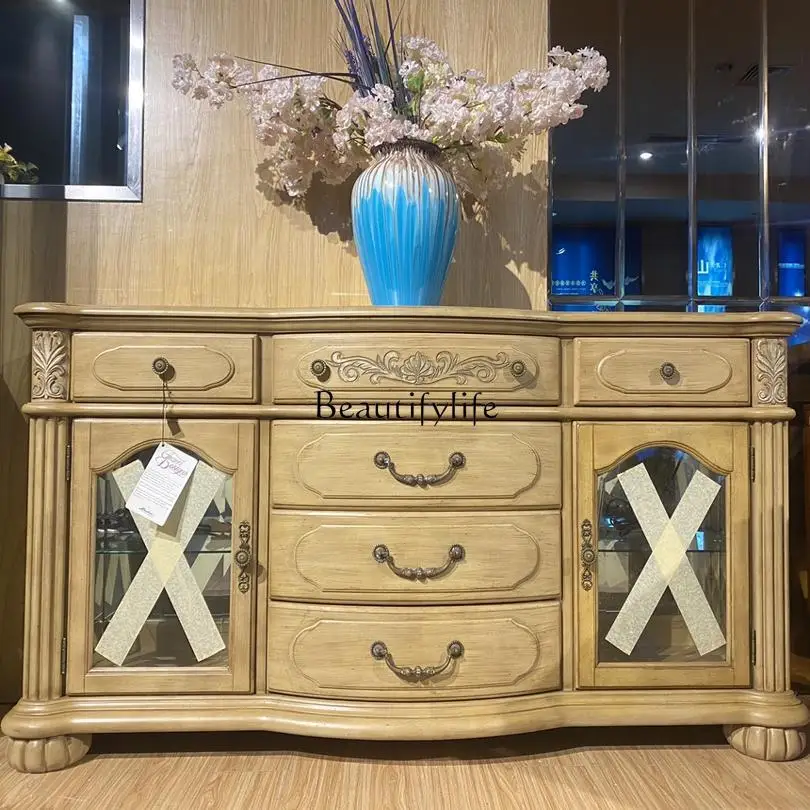 

American-style sideboard imported from red alder wood with a solid and robust design