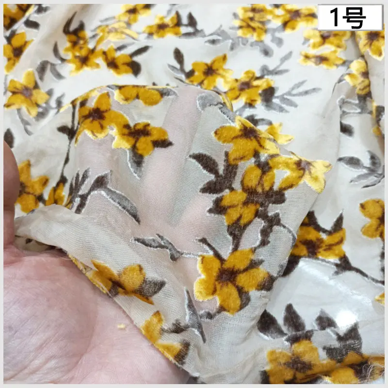 Hollow Silk Velvet Etched-out Velvet Fabric Jacquard Velvet Expensive Cheongsam Dress Silk Clothing Fabric