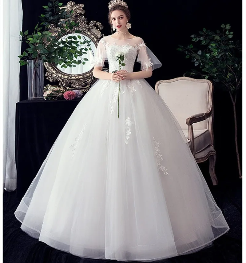 Maniche svasate O Collo Abito da sposa in stile cinese per le donne Bruidsjurk Robe De Mariee Courte Sposa Matrimonio Top Camicetta Abito da ballo