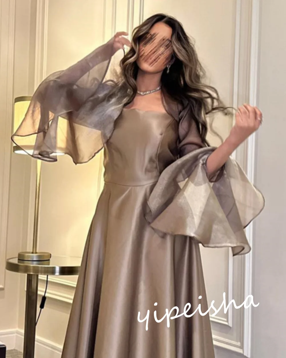 Robe de Rhmi-longue en satin à volants et encolure carrée, robes de Rhd'anniversaire, occasion sur mesure, Arabie saoudite