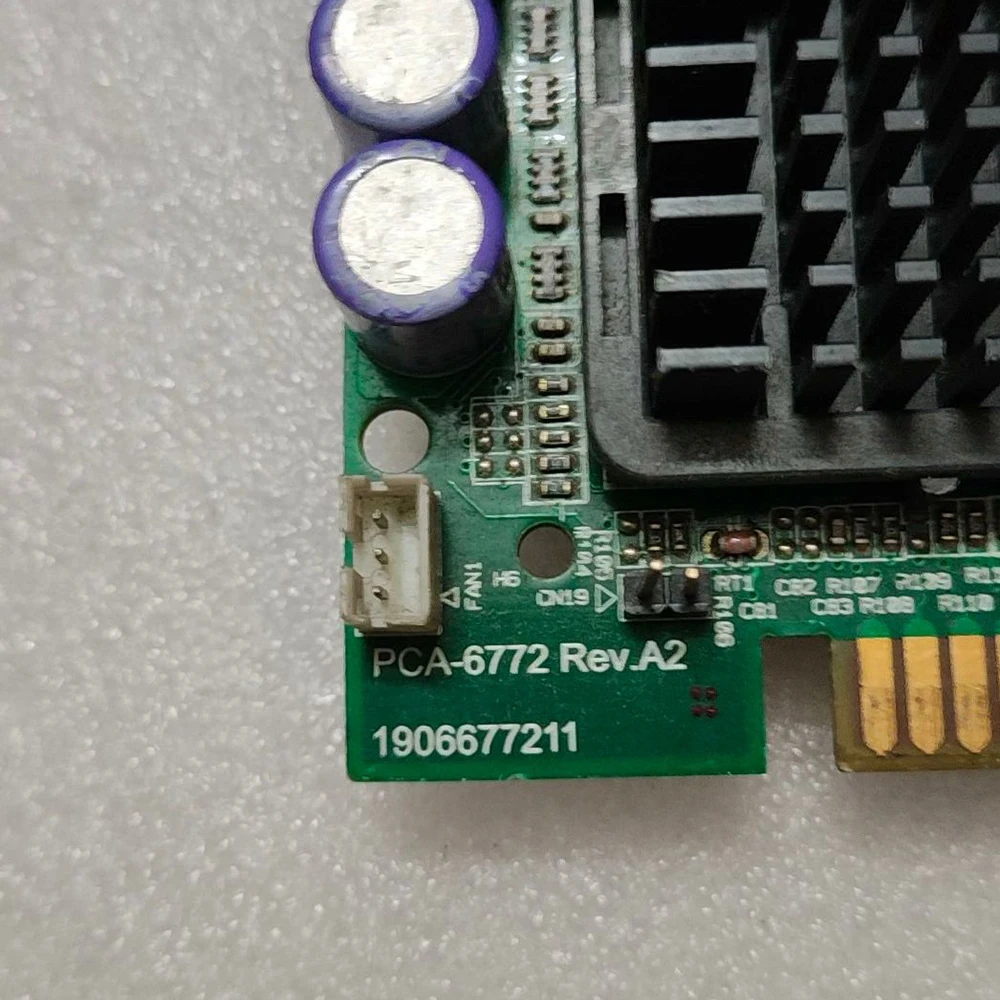 

Плата промышленного управления половинной длины PCA-6772F PCA-6772 REV.A2