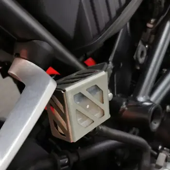 適用於本田 CB125R CB150R CB250R CB300R CB 125 150 250 300 R 摩托車配件後煞車油壺護罩 10 最佳銷售 本田 CB250R - №1