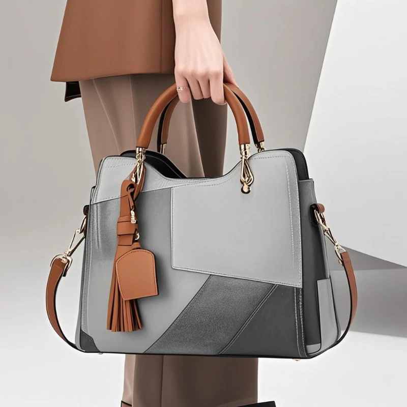 

Classic Retro Women Handbag Fashionable New Shoulder Bag High-Quality Casual Crossbody Bag Luxurious Designer Commuting Tote Bag