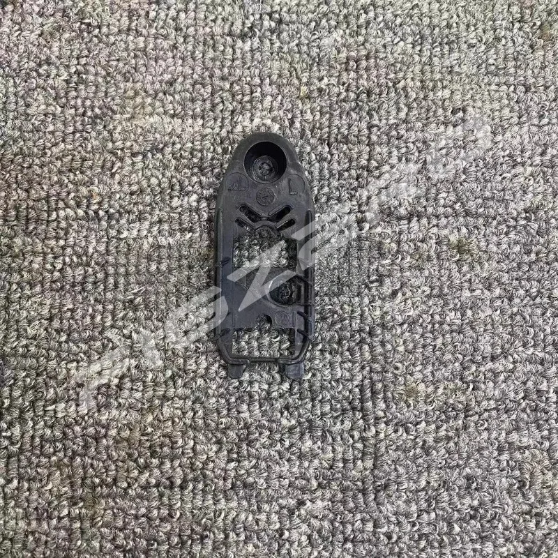 

Headlight Spray Gun Holder for Mercedes-Benz GLA260 GLA250 GLA220 GLA200 GLA Left Right