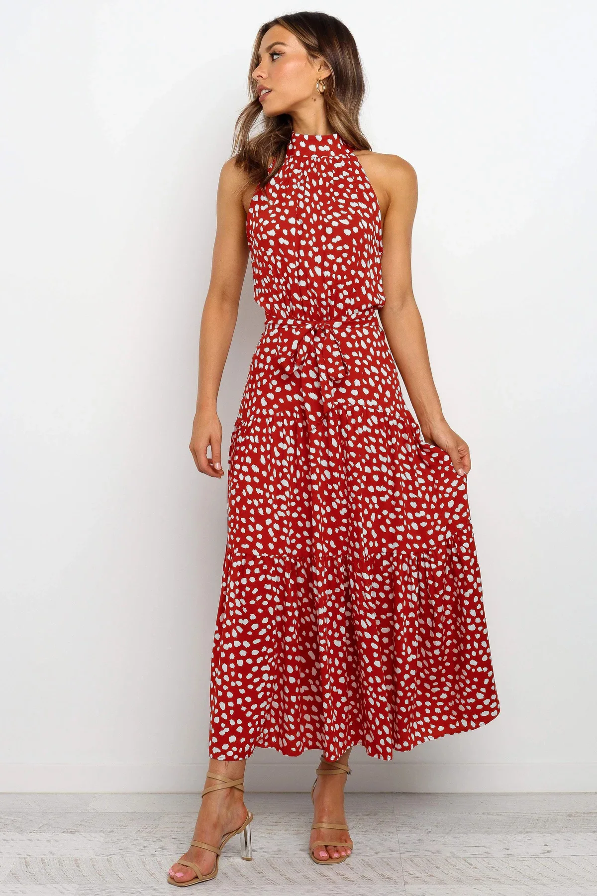 Women's Halter Neck Maxi Dress - Floral Print Boho Chic Smocked Waist Summer Beach Dress for Vacation Casual Wear