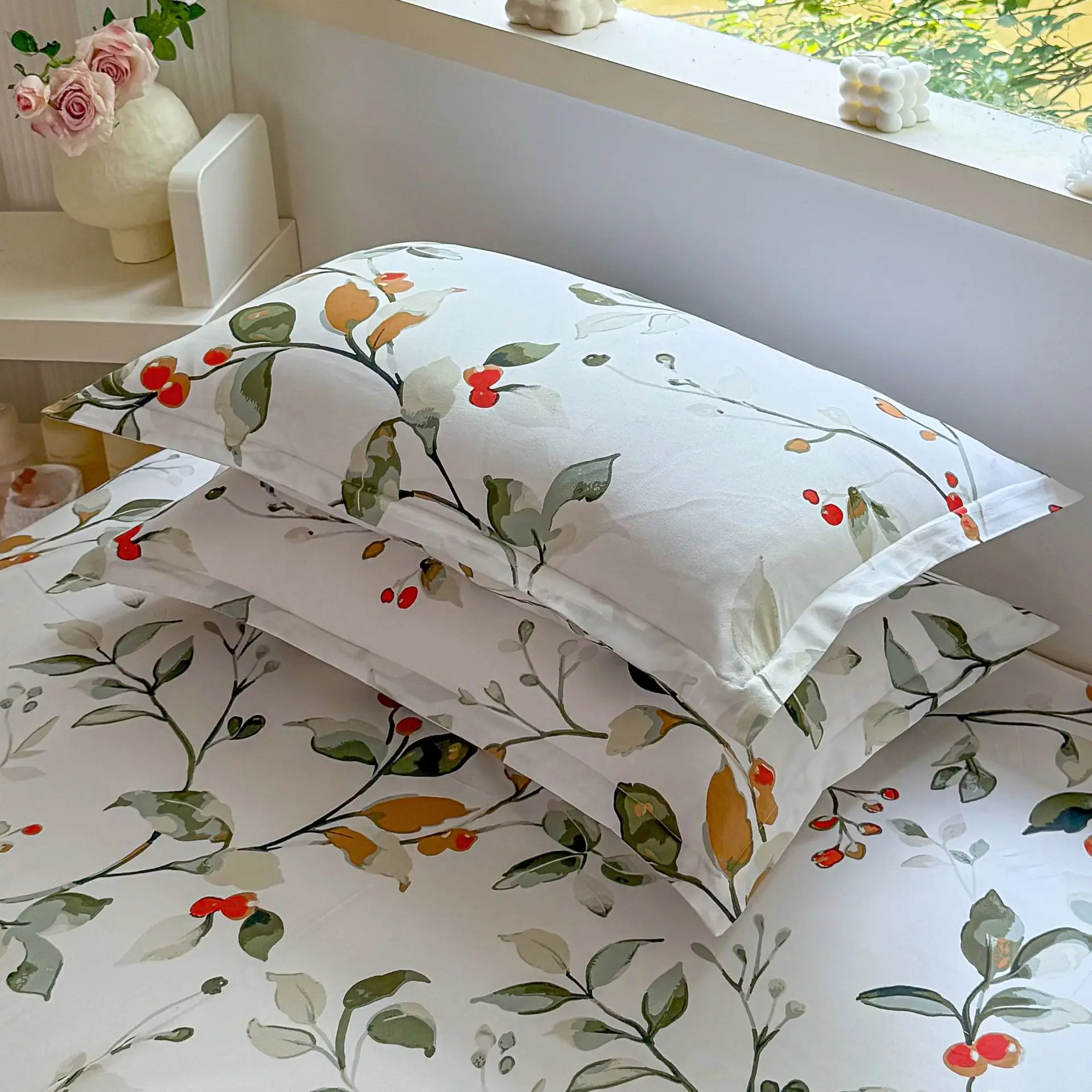 

Aloe Vera Cotton Pillowcase Cute Strawberry Print Breathable Soft Cover for Bed Sofa Home Decor Sleeping Cushion Girly Bedding